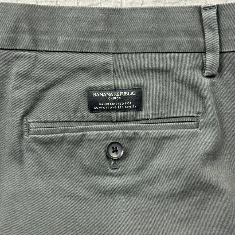 Banana Republic Emerson Straight Fit Chinos Men 35x34 (35x31) Charcoal Gray Pant